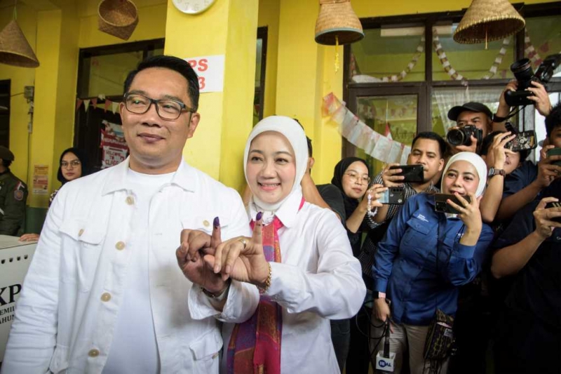 Ridwan Kamil dan Atalia Praratya, Sidang Cerai Ditunda