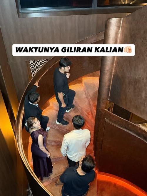 Ekspresi Dilan Janiyar saat promosi konten berbayar