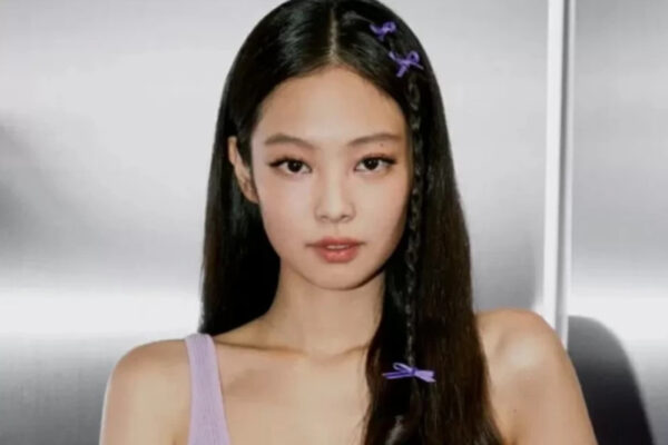 Jennie BLACKPINK Dikabarkan Rilis Merek Kecantikan Pribadinya?