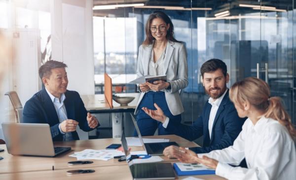 Bantuan Perjalanan Bisnis 24/7: Solusi Andal AladinTravel