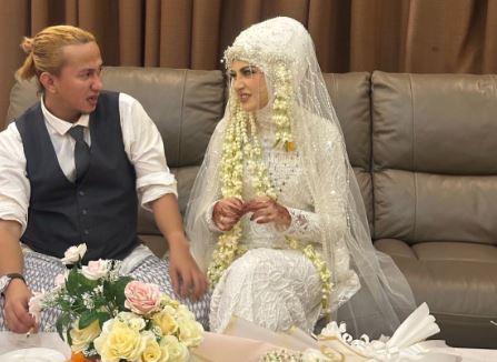 Heboh! Helwa Bachmid Mengaku Sudah Setahun Jadi Istri Bahar bin Smith