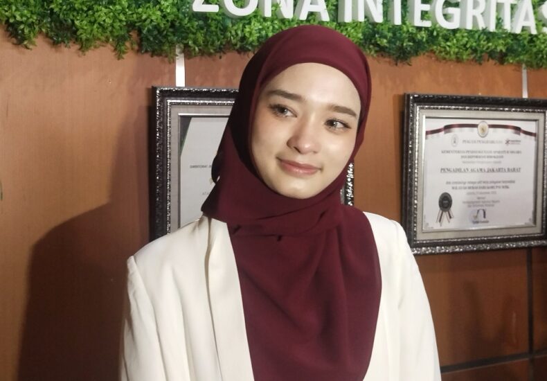 Dugaan Perselingkuhan Inara Rusli: Mengapa Belum Ada Bantahan?