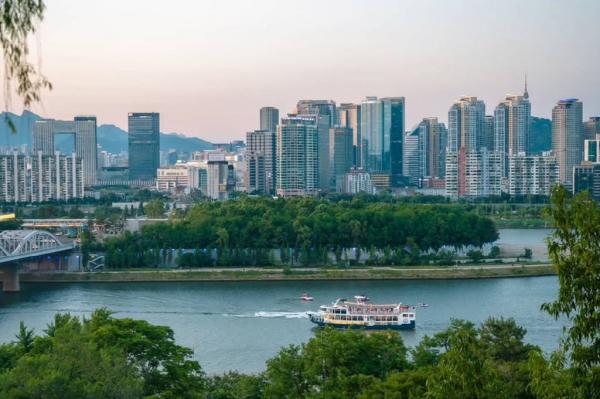 Liburan ke Korea Selatan: Seoul & Busan Jadi Primadona Warga RI