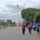 Liburan di Monas Saat Nataru: Santai Bareng Keluarga!