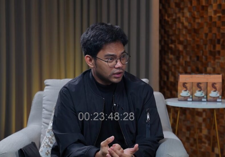 Insanul Fahmi Curhat di Kakbah: Badai Masalah Rumah Tangga Menerpa