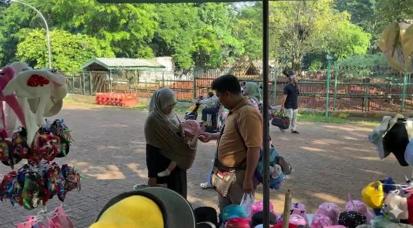 Ragunan Libur Nataru 2025: Destinasi Asyik Buat Keluarga!