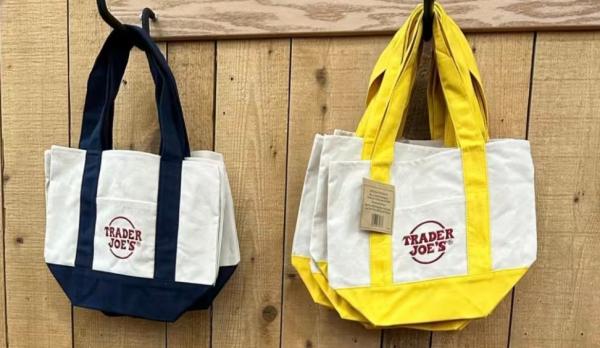 Fenomena Tote Trader Joe's: Tas Belanja Murah, Harga Selangit?