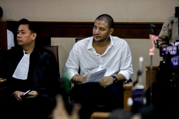 Ammar Zoni Minta Plastik Klip ke Pacar: Terkuak Faktanya!