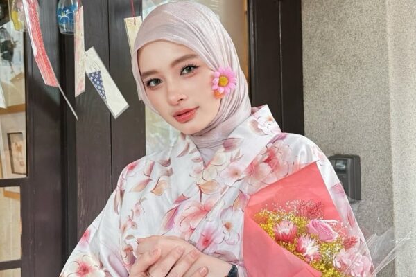 Inara Rusli Berharap Pernikahan Sirinya Disahkan Negara Lewat Isbat Nikah