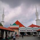 Wisata Religi Jakarta: Jelajahi Sejarah Masjid Luar Batang