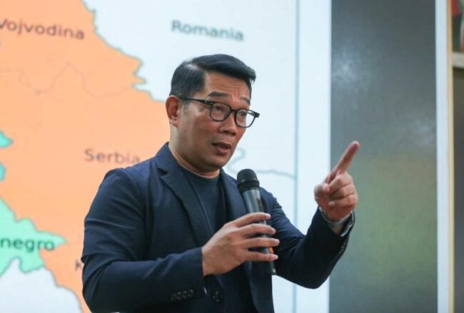 Klarifikasi Ridwan Kamil: Arkana Bukan Anak Biologis Aura Kasih