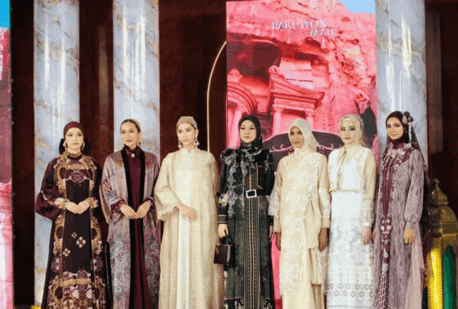 Busana Muslim di Surabaya