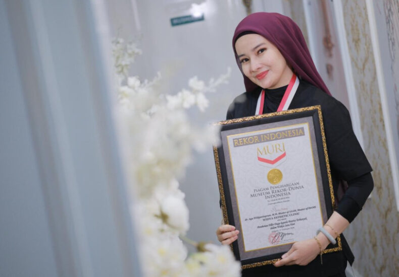 dr. Ayu Widyaningrum Ukir 3 Rekor MURI & Libatkan 3.500 Anak Yatim