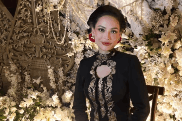 Erika Carlina jawab kemungkinan balikan