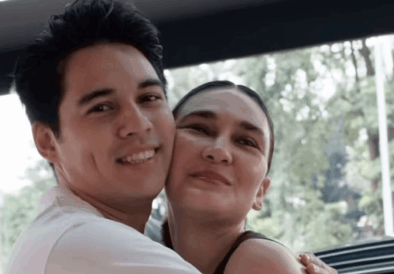 Maxime Bouttier Wanita Lebih Tua