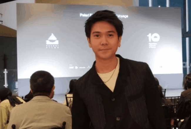 Iqbaal Ramadhan jadi produser