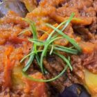 balado terong - ilustrasi berita Balado Terong Satset: Menu Rumahan Pedas dan Gurih yang Praktis