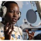 clay can be art - ilustrasi berita Clay can be art: Kutipan Lupita Nyong'o tentang potensi, harga diri, dan pertumbuhan