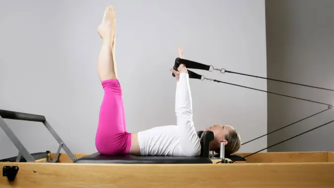 ranjang pilates - ilustrasi berita Rekomendasi Ranjang Pilates untuk Dukung Latihan Maksimal di Rumah