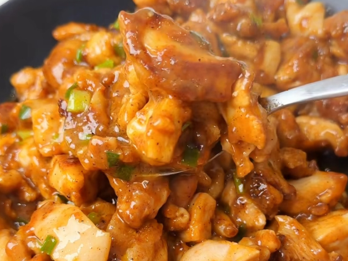 ayam gurih paprika Ayam Gurih Paprika: Menu Meal Prep Simpel, Juicy, dan Wangi ayam gurih paprika - ilustrasi berita Ayam Gurih Paprika: Menu Meal Prep Simpel, Juicy, dan Wangi