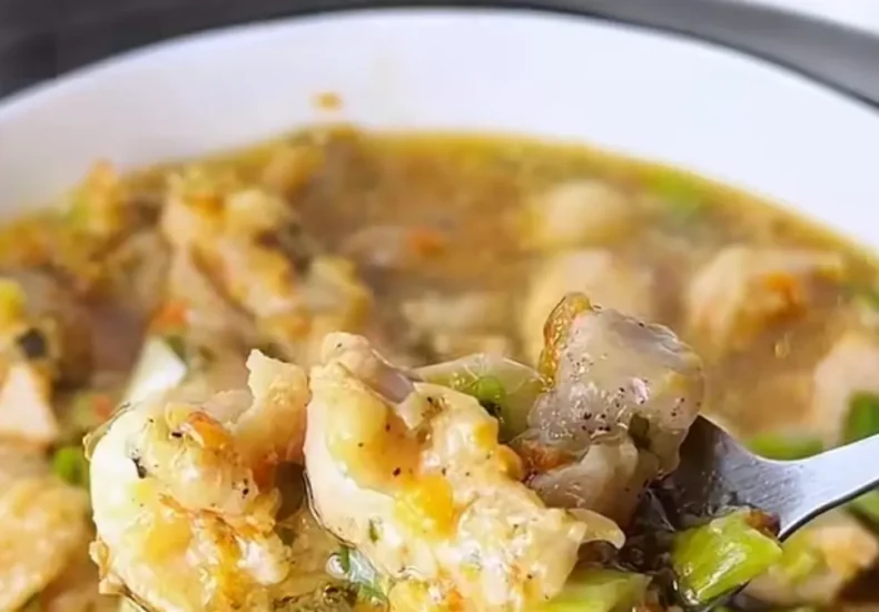 ayam kukus chili padi - ilustrasi berita Resep Ayam Kukus Chili Padi: Olahan Ayam Paha Pedas, Gurih, dan Wangi