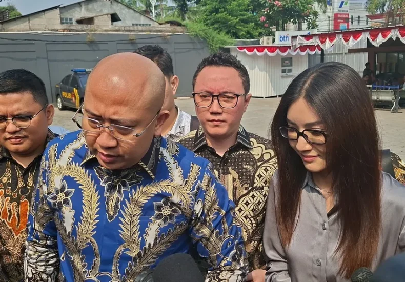 kuasa hukum sarwendah - ilustrasi berita Kuasa Hukum Sarwendah Sesalkan Kebocoran Privasi terkait Chat yang…