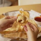 promo kemerdekaan - ilustrasi berita 7 Tempat Makan Tawarkan Promo Kemerdekaan: Panduan Memilih dan Tips Reservasi