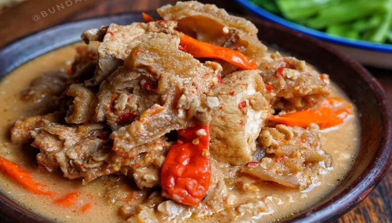sambal tumpang tempe - ilustrasi berita Sambal Tumpang Tempe yang Gurih dan Nikmat